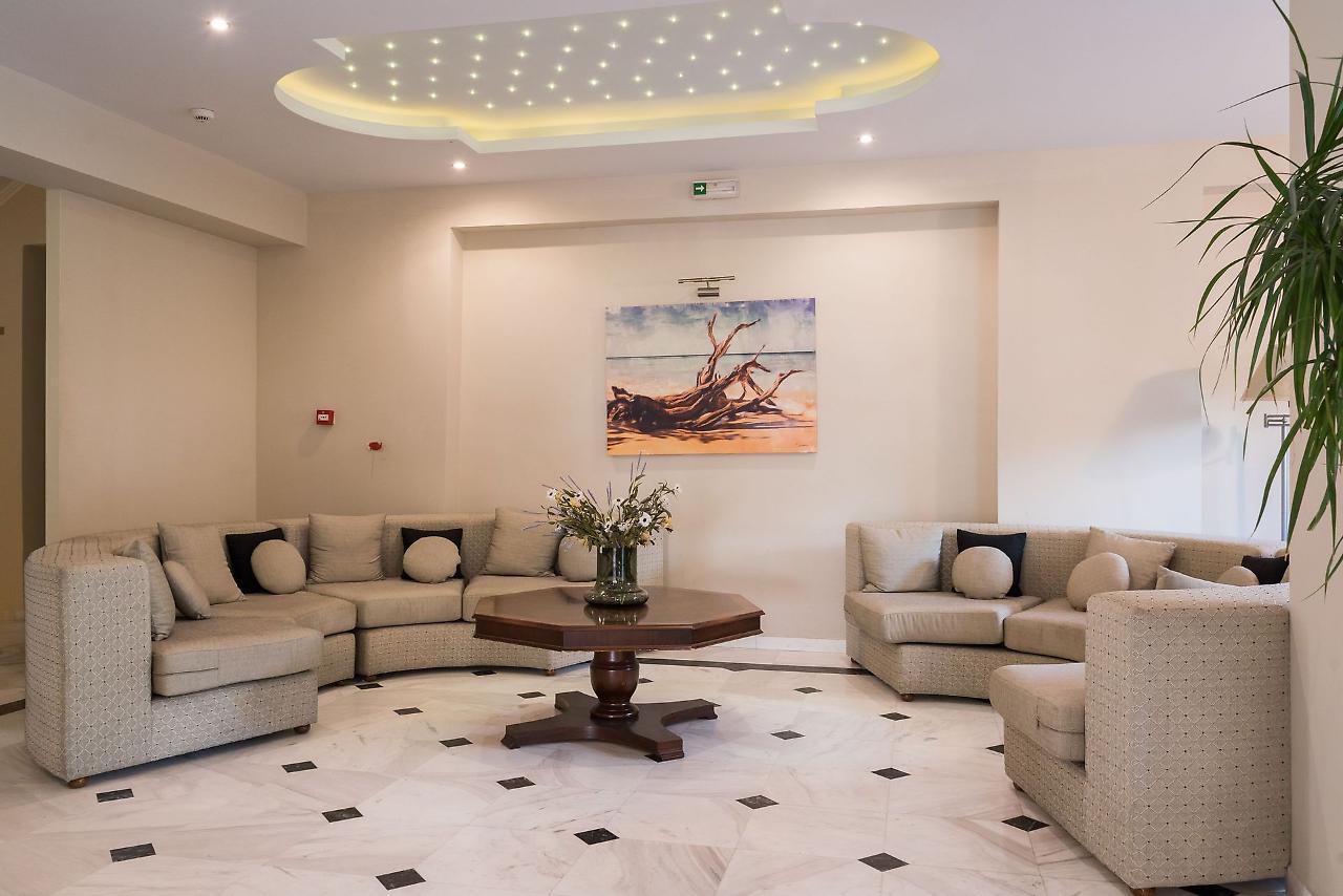Windmill Hotel Аргаси Екстериор снимка