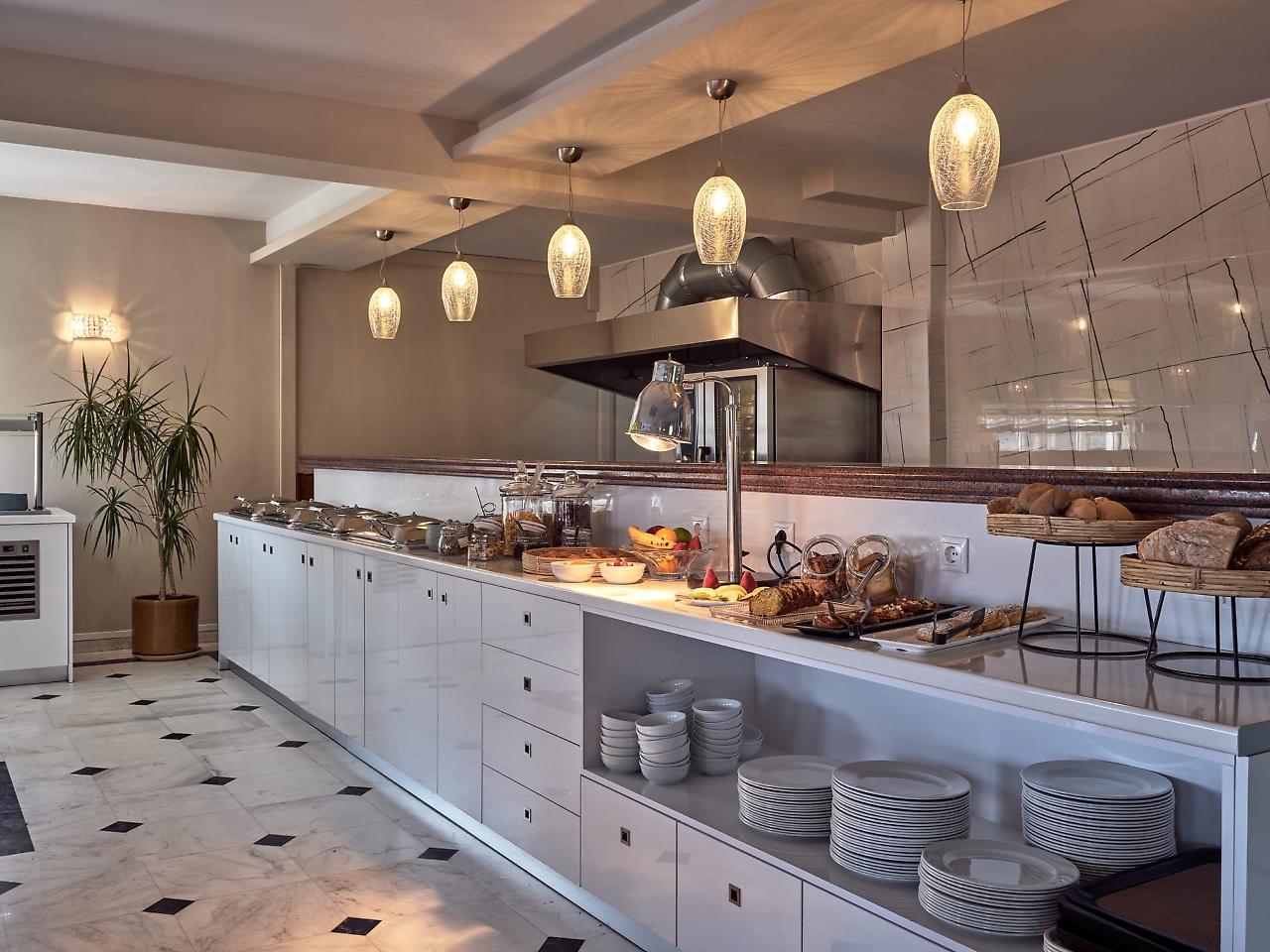 Windmill Hotel Аргаси Екстериор снимка