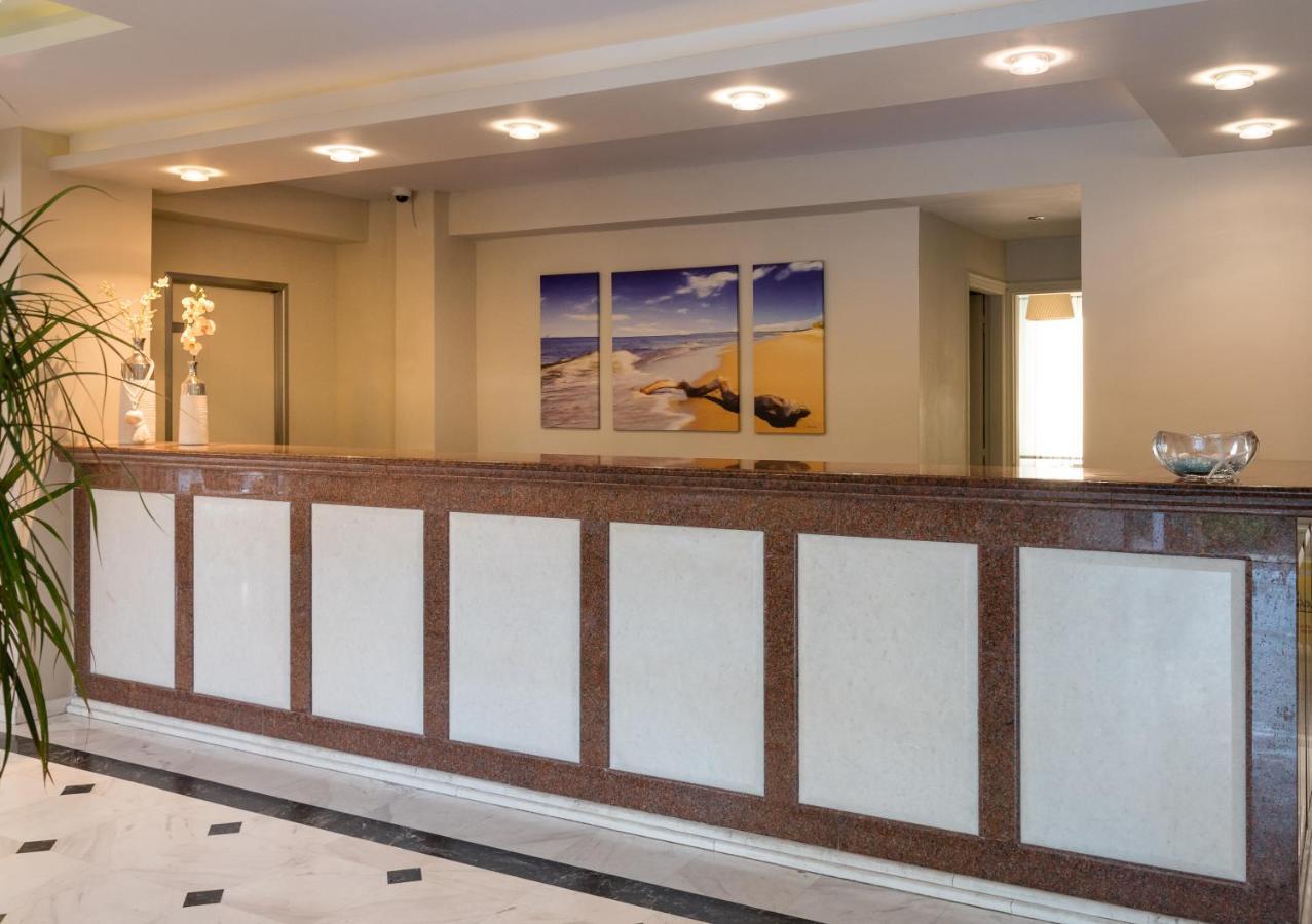 Windmill Hotel Аргаси Екстериор снимка