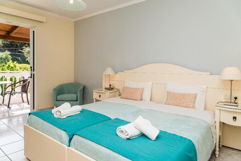 Windmill Hotel Аргаси Екстериор снимка